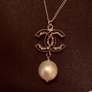 Chanel CC Pendant